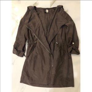 H&M Grey/Purple Flowy Jacket Size: 4
